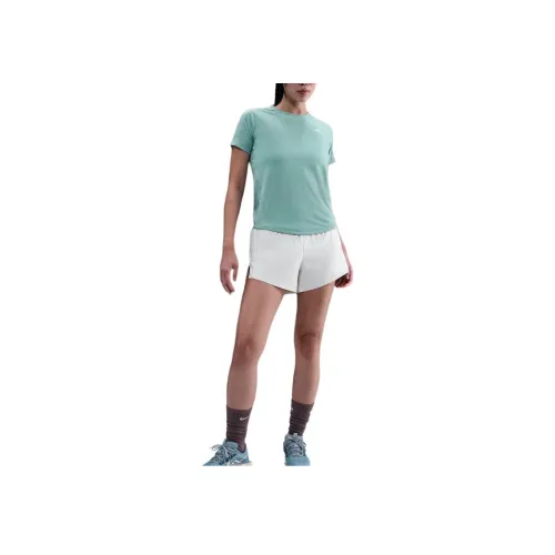 Nike Clothing Циановые Женские T-Рубашки