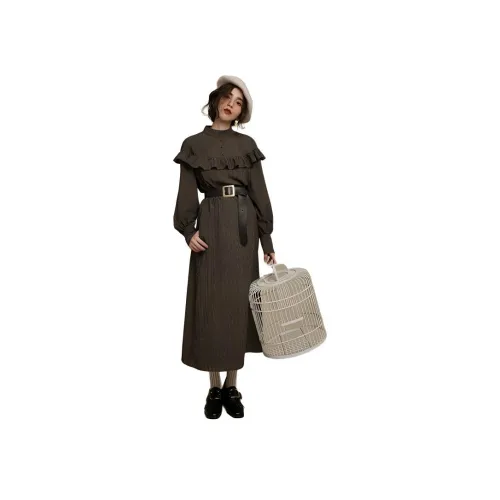 DEAR DEER PUFF Длинное платье с длинными рукавами женское черное золотое с полосами