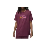 Красный цвет, напоминающий цвет вишневого дерева