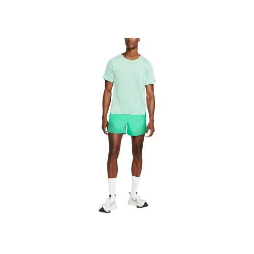 nike Dri Fit RUN Division Flex Stride Спортивные шорты Мужской Роман Зеленый