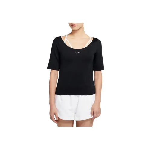 NIKE SPORTSWEAR TECH PACK Черные Женские Футболки