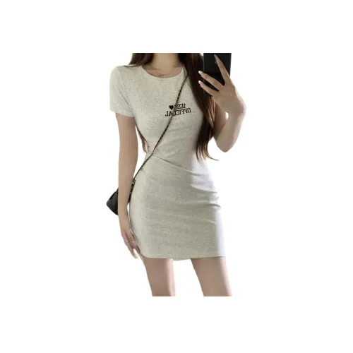 Dale Beauty Short Sleeved Dress Women's