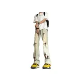 Грязно-желтый