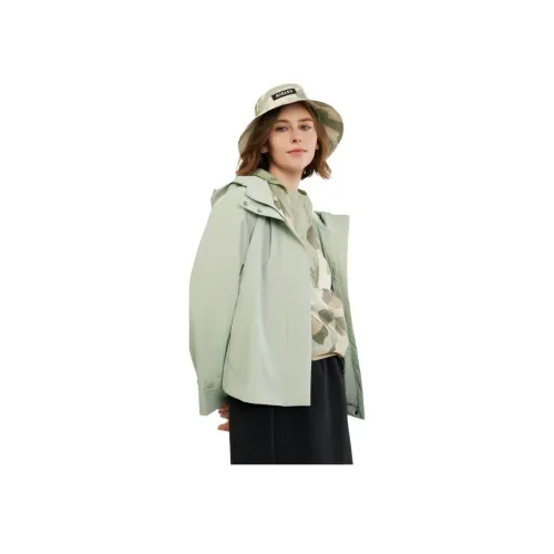 AIGLE Бирюзовый Ново-зеленый Женские Ветровки