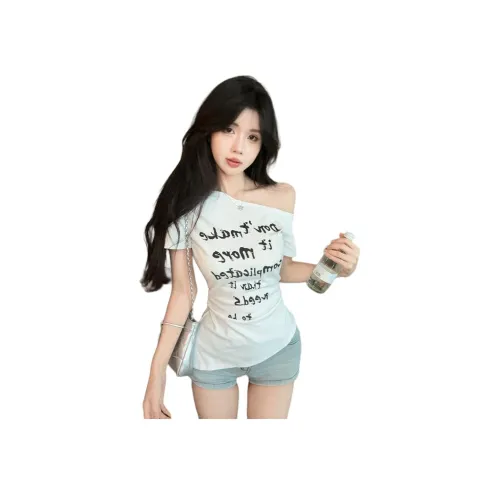 Белые женские футболки T