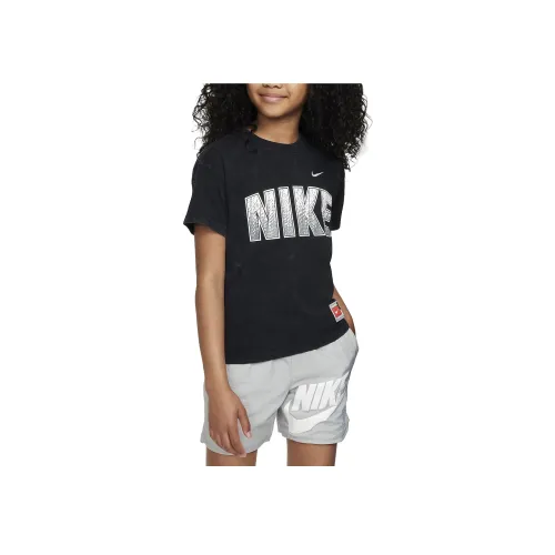 NIKE Sportswear Черные Детские Футболки