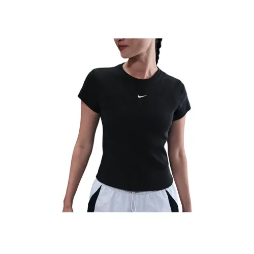 Nike Clothing Черные Женские T-Рубашки