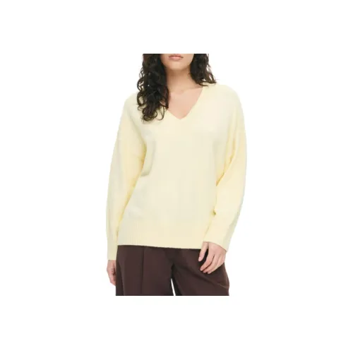 GLASSONS COSY V-Neck KNIT JUMPER Трикотаж Женский