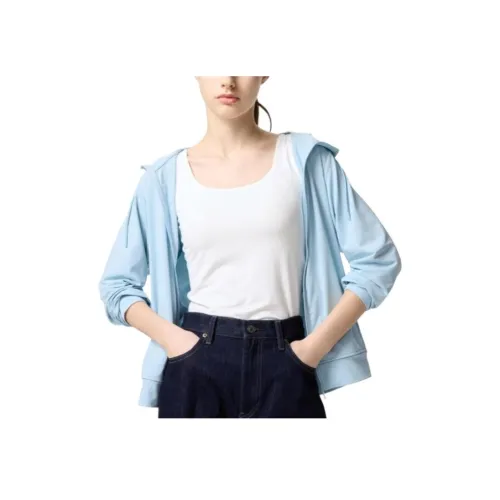 UNIQLO Белые Женские Майки