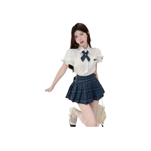 Dale Beauty Short Sleeved Dress Women's