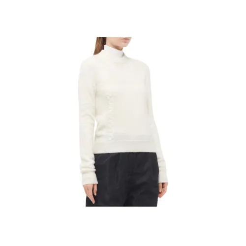 CHANEL Белые Женские Свитеры