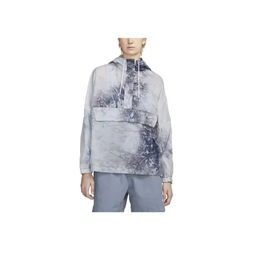 NIKE Серые Женские Куртки