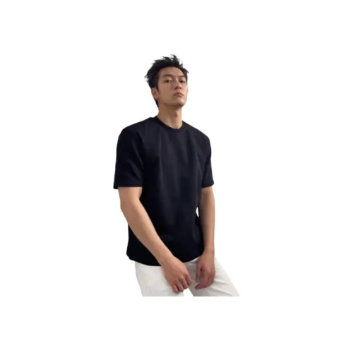 DARK HORSE Унисекс T-рубашки