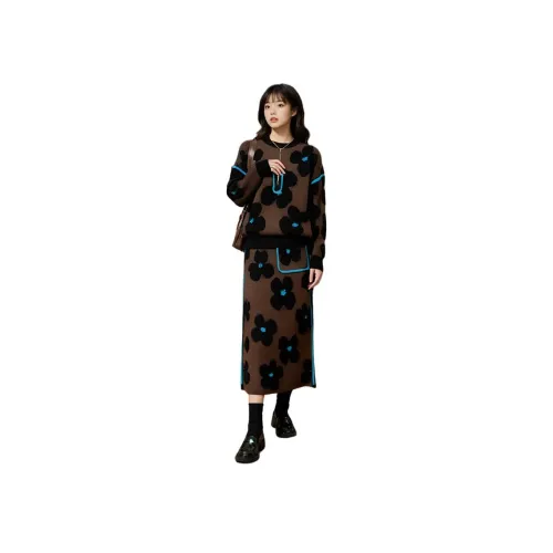 Weekly Черный Женские Комплекты с Юбкой