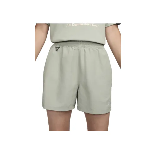 nike ACG Спортивные шорты Женские Изумрудный горизонт PEAK Белый