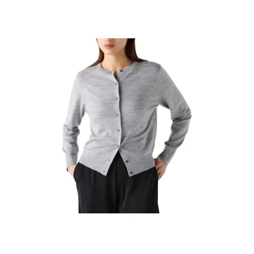 UNIQLO Серые Женские Свитеры