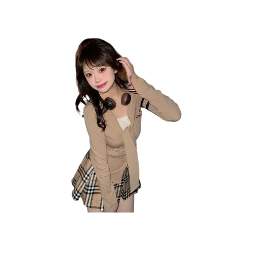 BEAUTIFUL CONFESSION Комплект с юбкой Женские