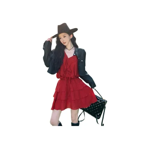 Kiki Clothing Boutique Комплект с юбкой Женские