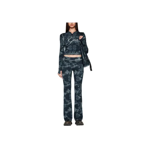 I.AM.GIA BLARE TRACKPANT Повседневные брюки Женские CAMO Камуфляж