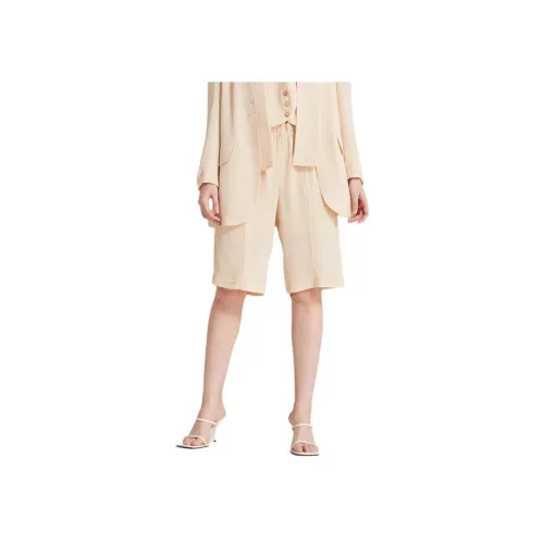 SUNDAY LIFE Повседневные шорты Женские Желтые