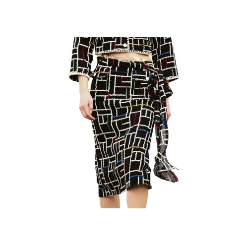 CHANEL Повседневный Длинный Юбка Женские Черный