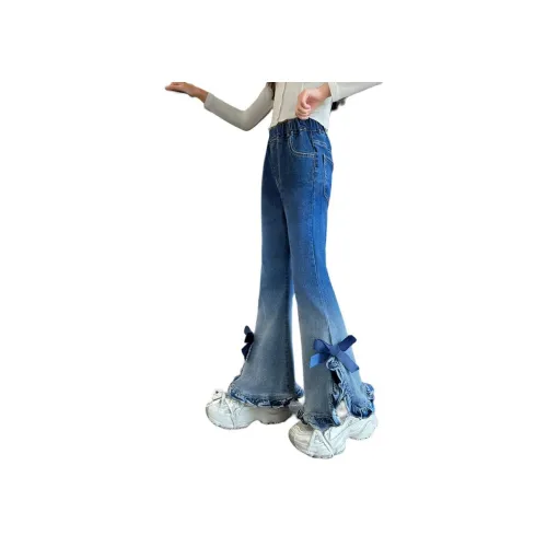 Синий цвет. Джинсы для детей