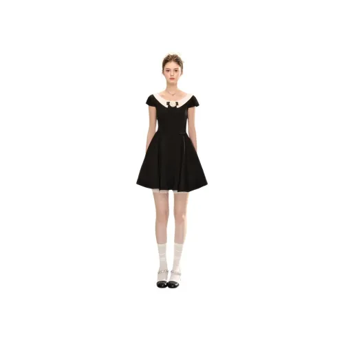 April20th Короткий рукав Платье Женское