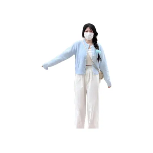 9c Collective Женская трикотажная одежда