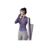 Тёмный баклажан фиолетовый.