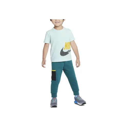 Nike Повседневная спортивная одежда для детей зеленый