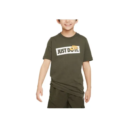 NIKE Хаки зеленый Kids Т-рубашки
