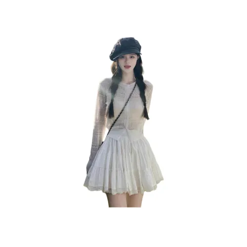 Mu Xiao Xin Белый Женские Комплекты с Юбкой