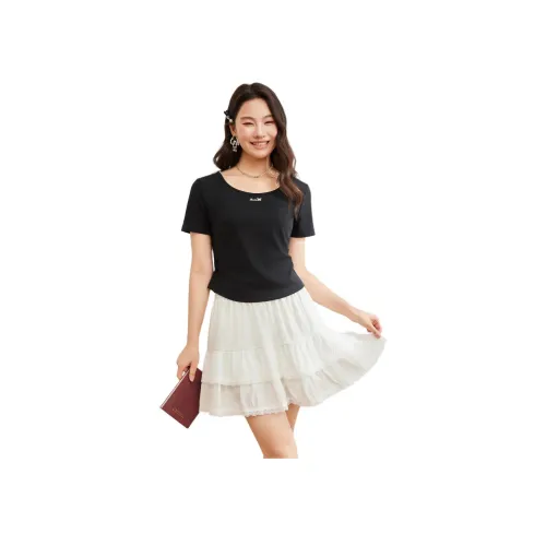 Love To Serve Стандартная T-рубашка Женская