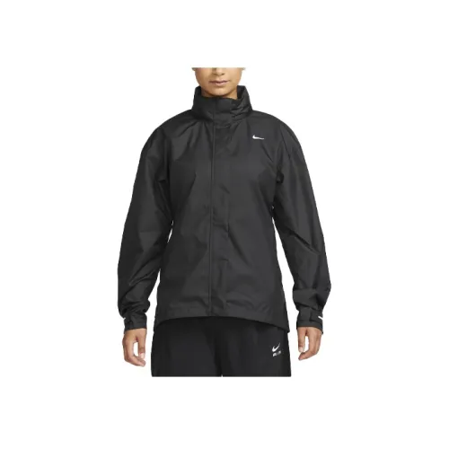 NIKE Черные Женские Куртки