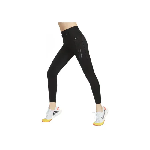 NIKE Черные Женские Спортивные Брюки