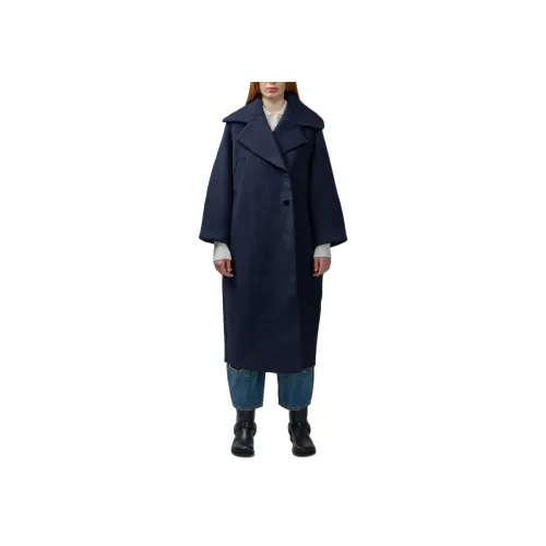 GANNI Темно-синий Женское Пальто