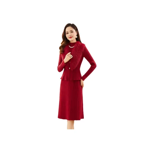 Kangaroo Женские Комплекты с Юбкой