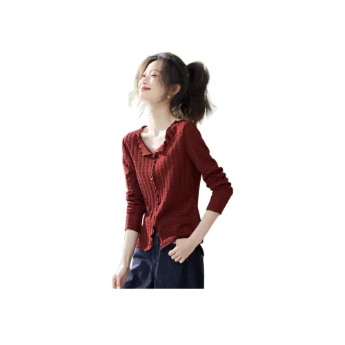 Mo Han Yi Mei Вишнево-красные Женские T-рубашки