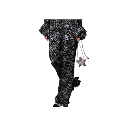 CHANEL 25A Повседневные брюки Женские