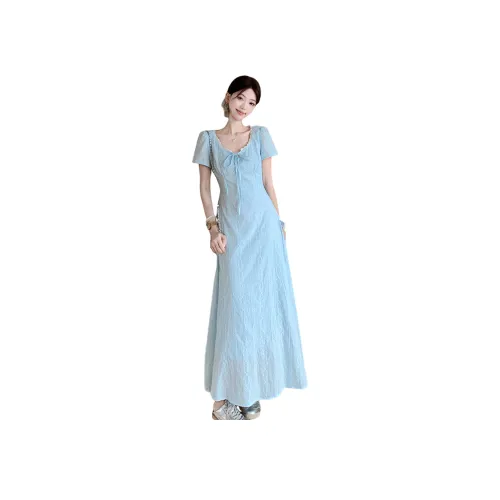 Kiki Clothing Boutique Короткое платье с короткими рукавами женское