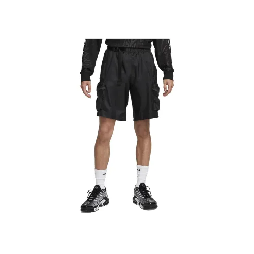 Nike SPORTSWEAR TECH PACK Черные мужские карго шорты