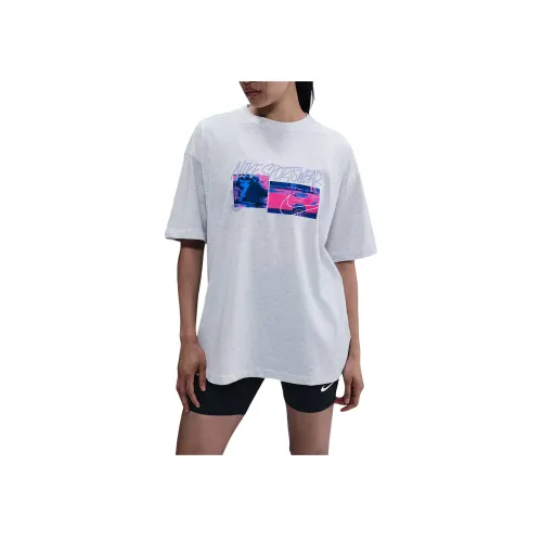 Nike Sportswear Стандартная футболка Женская Белая Фиолетовая