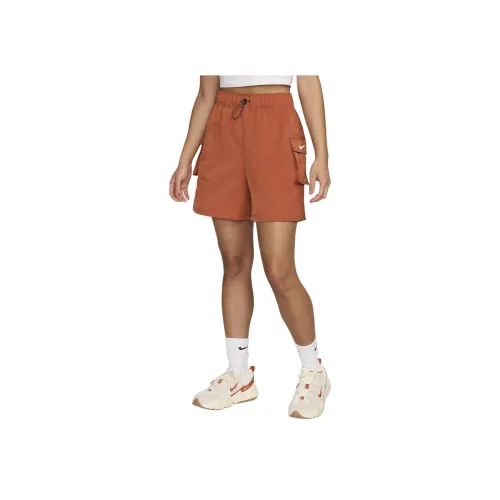 nike Sportswear Essentials series Повседневные шорты Женские Burnt Sunrise