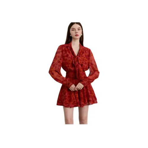 DPLAY Длинное платье с длинными рукавами женское