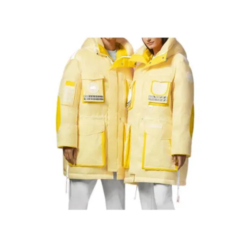Canada Goose С капюшоном пуховик унисекс внешний желтый