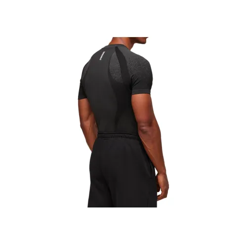 GYMSHARK Черные Мужские T-рубашки