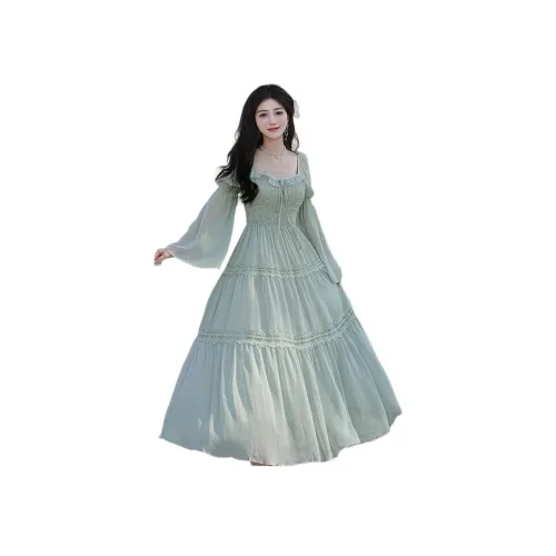 MORii Длинное платье с длинными рукавами женское