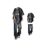 Черная и серая футболка + темно-синие джинсы [улучшенный]