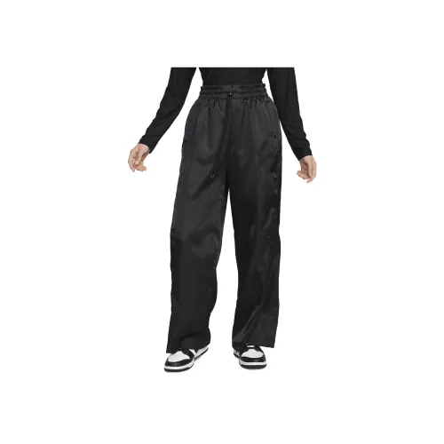 nike Повседневные брюки Женские Черный