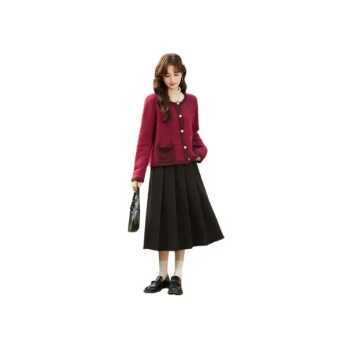 Itisf4 Красный Женские Свитеры